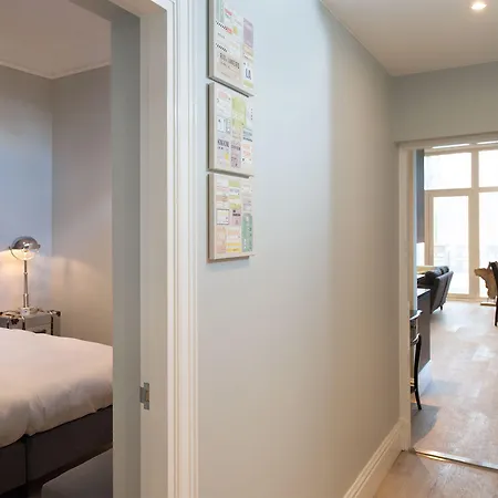 Bizstay Park Central * Haag