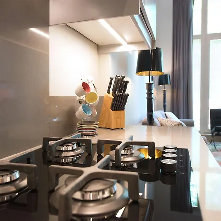 Bizstay Park Central * Haag