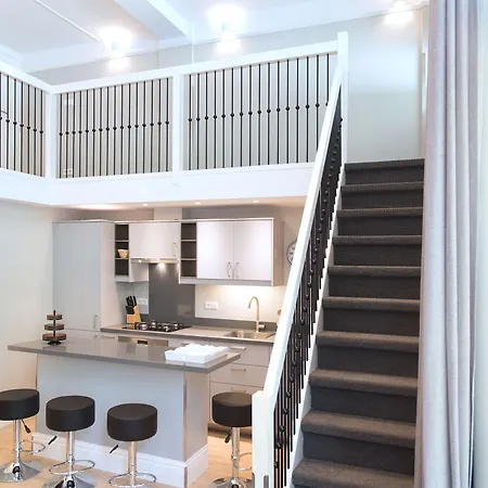 Bizstay Park Central *