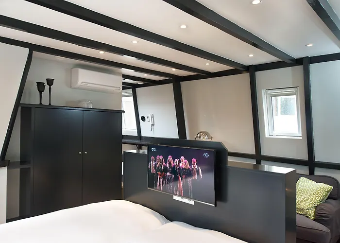 Park Central 84, 86 & 88 Apartment