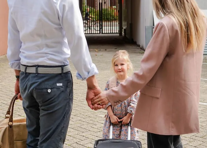 Park Central 84, 86 & 88 Apartment *