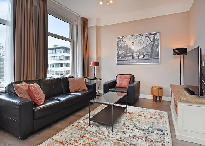 Διαμέρισμα Park 84, 86 & 88