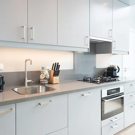 Park Central 84, 86 & 88 * The Hague