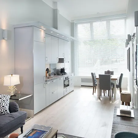 Park Central 84, 86 & 88 Apartamento Haia