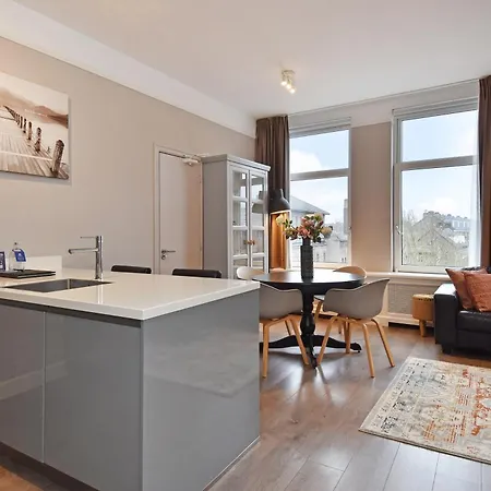 Park Central 84, 86 & 88 Apartment *