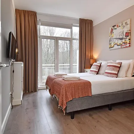 Park Central 84, 86 & 88 *