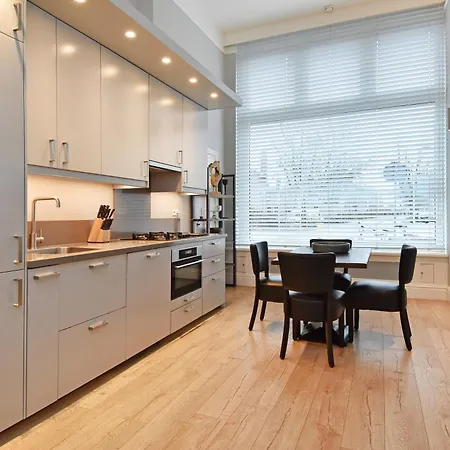 Apartment Park Central 84, 86 & 88 The Hague