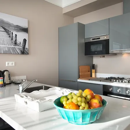 Bizstay Park Apartment