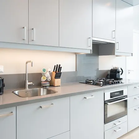 Bizstay Park Apartment