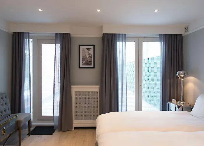 Park Central 84, 86 & 88 Daire