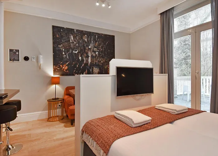 Park Central 84, 86 & 88