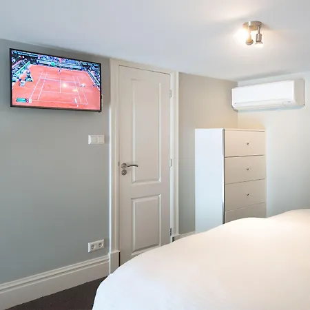 Park 84, 86 & 88 アパート