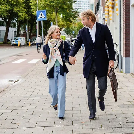 アパート Park 84, 86 & 88